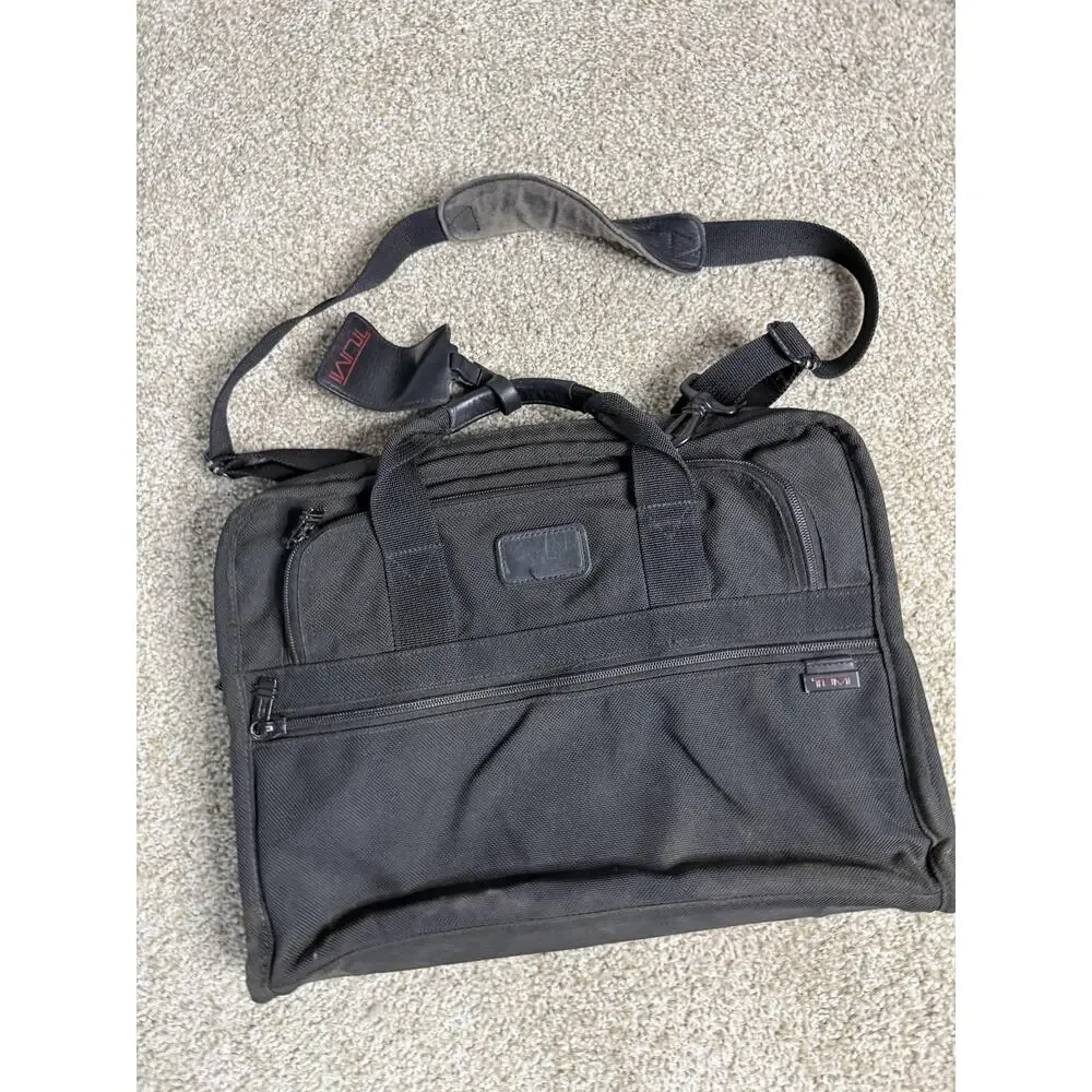Tumi Ballistic Breifcase Soft Case Black 18